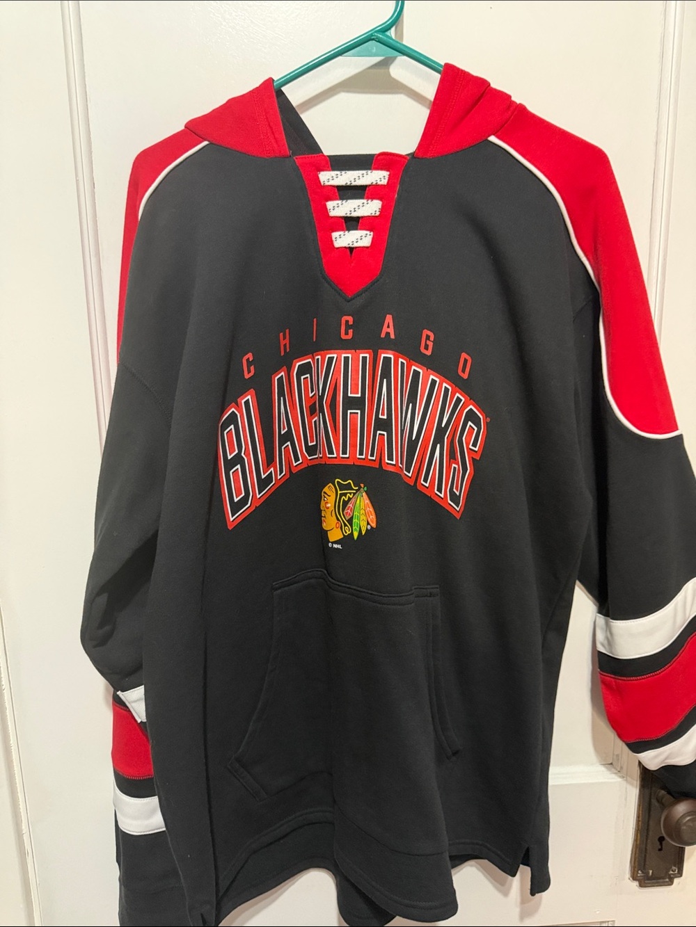 Chicago Blackhawks Woman’s Pullover Hoodie